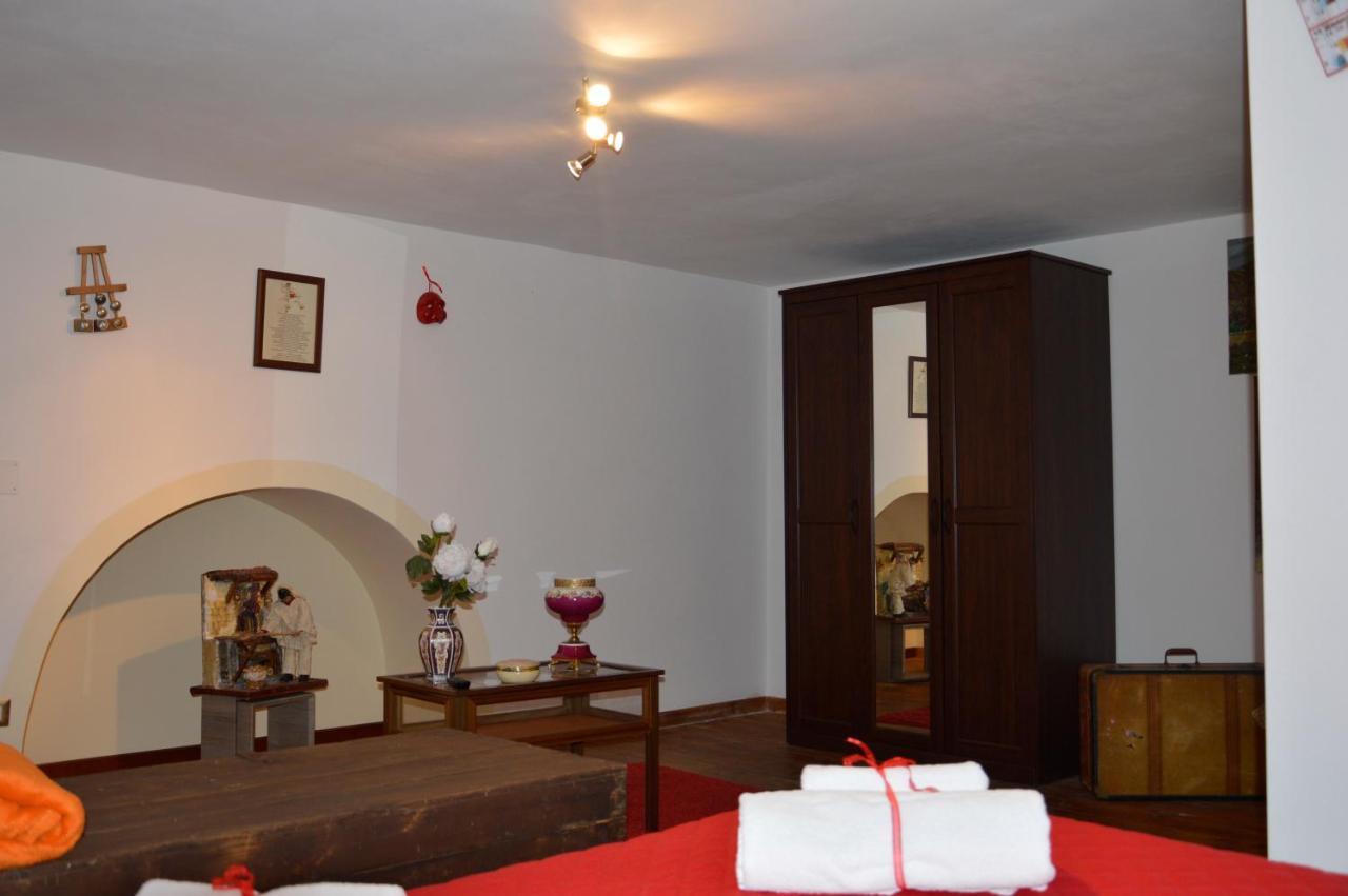 Opera...Home Neapol Zewnętrze zdjęcie