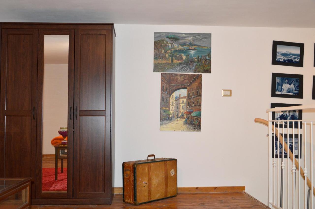 Opera...Home Neapol Zewnętrze zdjęcie
